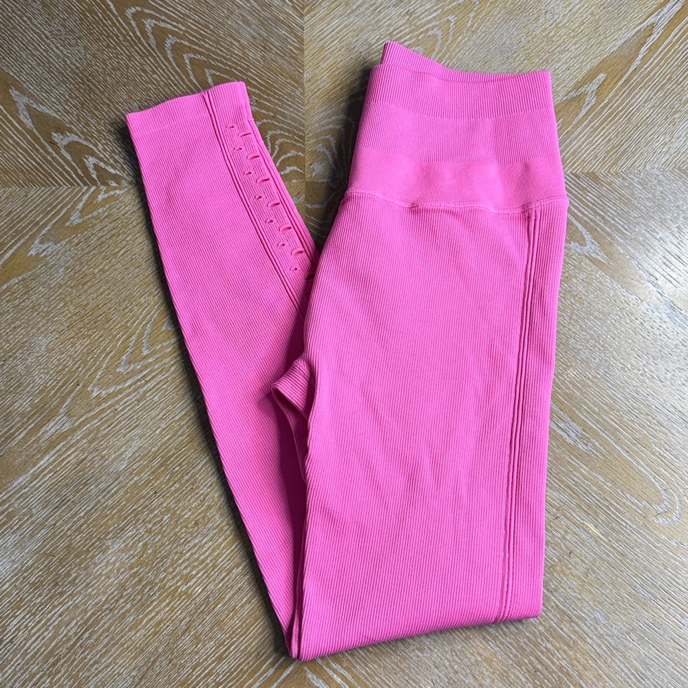 SPIRITUAL GANGSTER Vibrant Pink Laser Cut Leggings XS/S